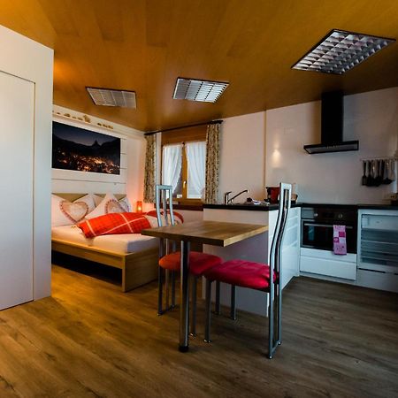 Ruhige Zimmer Im Gruenen Und Studio Im Naherholungsgebiet Sigigen Exterior photo